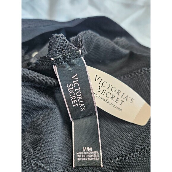 VS floral lace unlined triangle bralette NEW Med Black - Picture 4 of 6